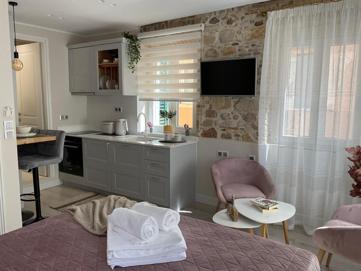 Biscoutsis Old Town Studio Corfu  Luaran gambar